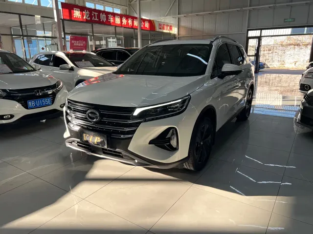 Фотография автомобиля — GAC Trumpchi GS4