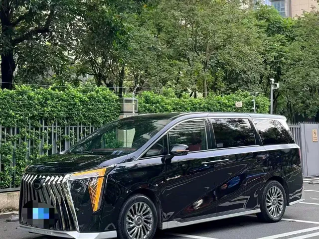 Фотография автомобиля — GAC Trumpchi M8