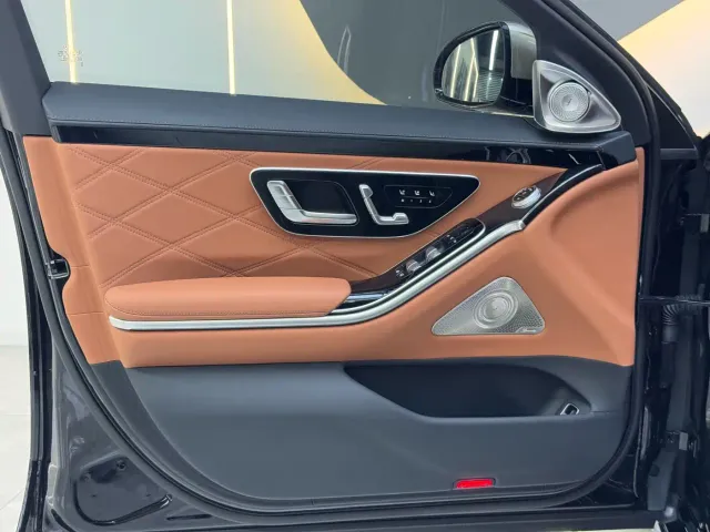 Mercedes-Benz Maybach S-Class — Фото автомобиля 15