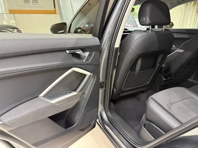 Audi Q3 — Фото автомобиля 17