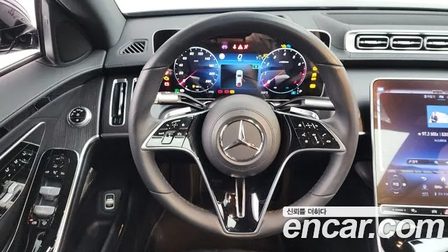 Mercedes-Benz S-Class — Фото автомобиля 13