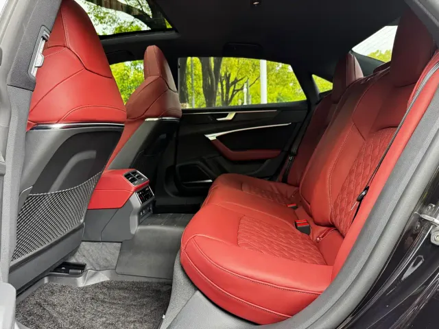 Audi A7L — Фото автомобиля 6