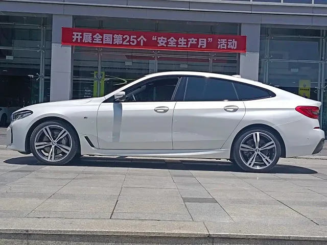 BMW 6 Series Gran Turismo — Фото автомобиля 5