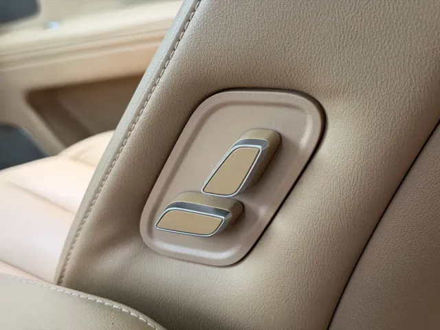 AITO Wenjie AITO M7 2022 1.5T 4WD Flagship Edition — Фото автомобиля 17