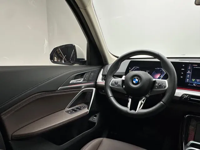 BMW X1 — Фото автомобиля 14