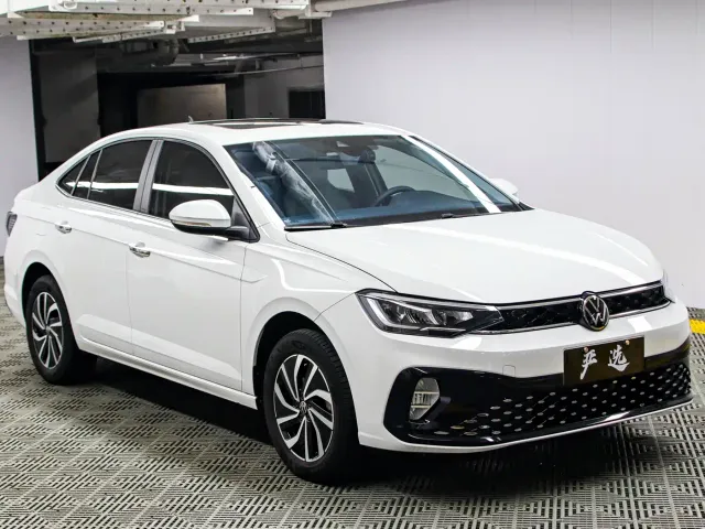 Volkswagen Lavida — Фото автомобиля 3