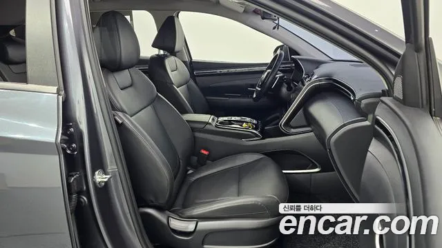 Hyundai Tucson Tucson (NX4) Бензин 1.6 турбо 2WD — Фото автомобиля 10