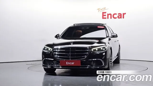 Mercedes-Benz S-Class — Фото автомобиля 3