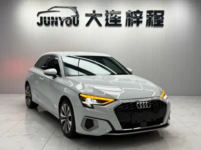 Audi Audi A3 2022 Sportback 35 TFSI Progressive Sport — Фото автомобиля 3