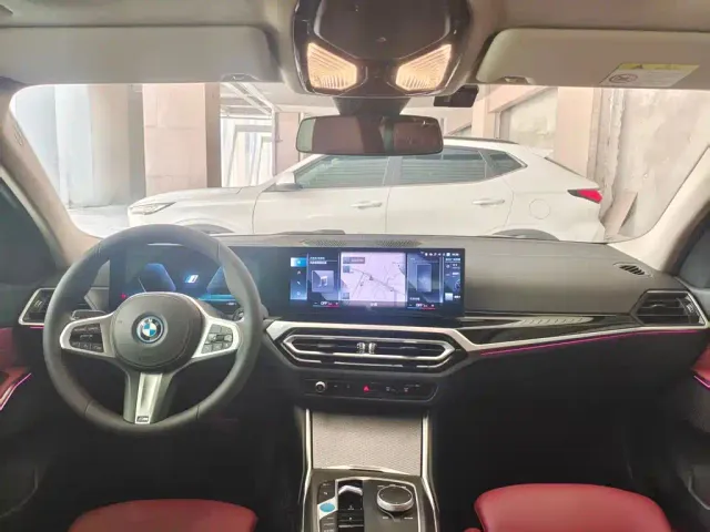 BMW i3 — Фото автомобиля 8