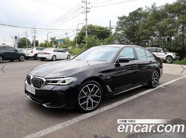 BMW 5-Series 5 серия (G30) — Фото автомобиля 2