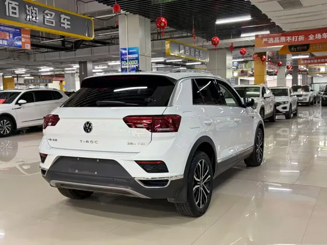 Volkswagen T-Roc — Фото автомобиля 7