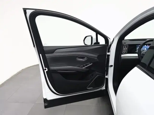 BYD Song L DM-i — Фото автомобиля 8