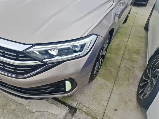 Volkswagen Sagitar — Фото автомобиля 23