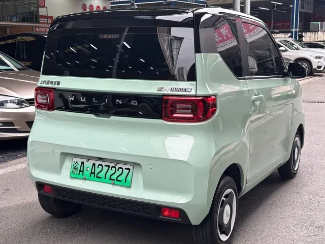 Wuling Hongguang Mini EV — Фото автомобиля 7