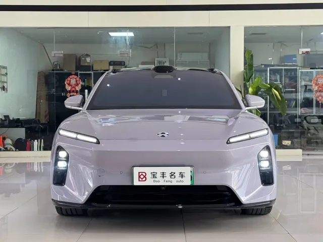 Nio ET5 — Фото автомобиля 2