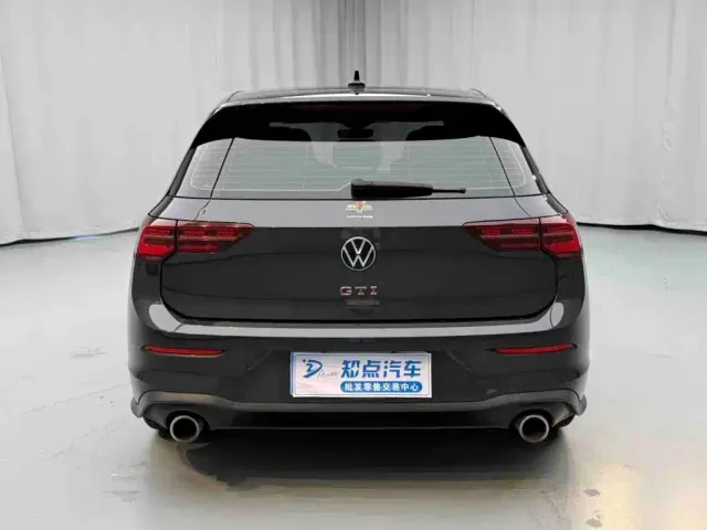Volkswagen Golf GTI — Фото автомобиля 5