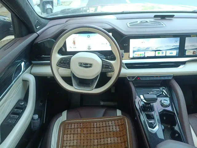 Geely Xingyue L — Фото автомобиля 13