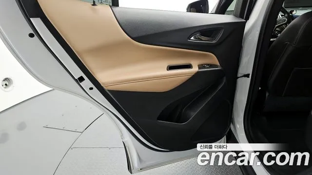 ChevroletGMDaewoo Equinox Новый Next Equinox 2WD Premier — Фото автомобиля 24