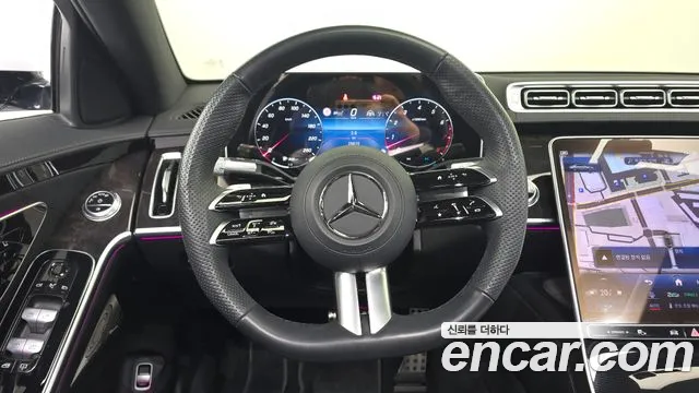 Mercedes-Benz S-Class — Фото автомобиля 12