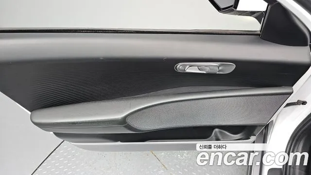 Hyundai Ioniq 6 — Фото автомобиля 13