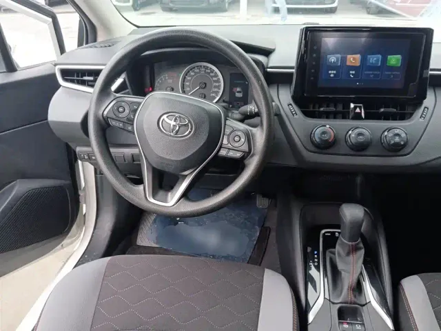 Toyota Corolla — Фото автомобиля 10