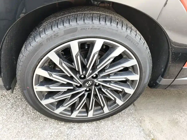 Hyundai Santa Fe — Фото автомобиля 22