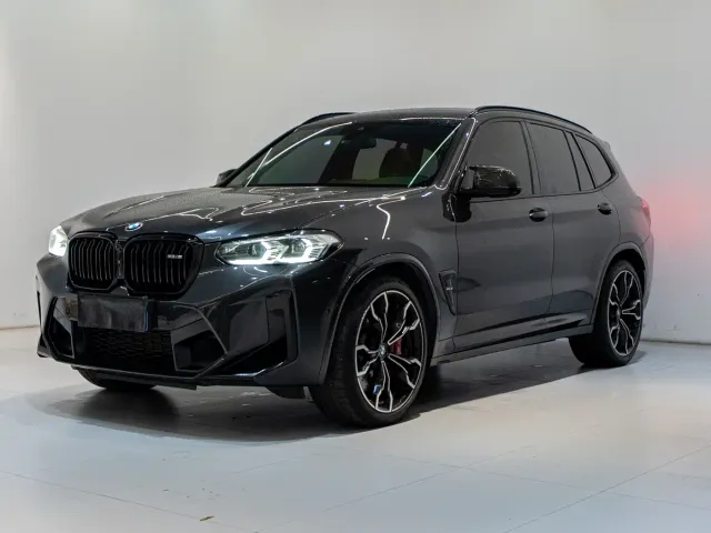 Фотография автомобиля — BMW X3 M