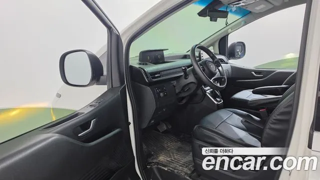 Hyundai Staria — Фото автомобиля 10