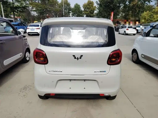 Wuling Hongguang Mini EV — Фото автомобиля 5