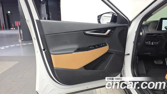 Kia EV6 — Фото автомобиля 20
