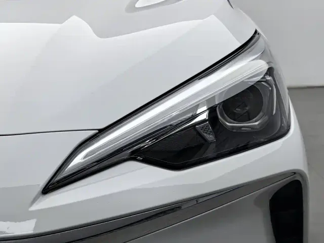 Roewe i5 — Фото автомобиля 7