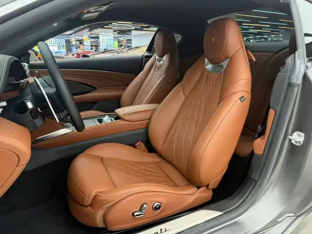 Maserati GranTurismo — Фото автомобиля 5