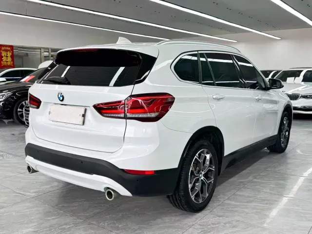 BMW X1 — Фото автомобиля 6