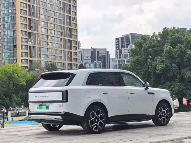 Xiaomi Pengcheng N70 — Фото автомобиля 5
