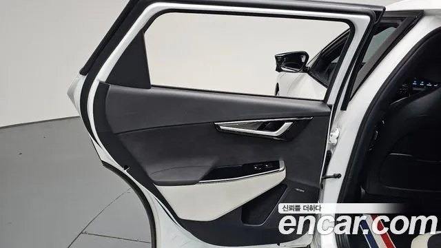Kia EV6 — Фото автомобиля 13
