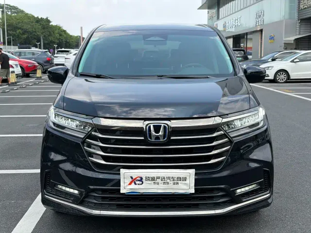 Honda Odyssey — Фото автомобиля 2