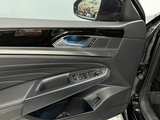 Volkswagen Passat — Фото автомобиля 6