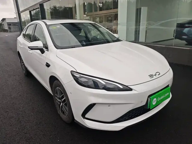 BYD Seal 05 DM-i — Фото автомобиля 3