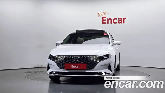 Hyundai Grandeur Grandeur (New) — Фото автомобиля 3