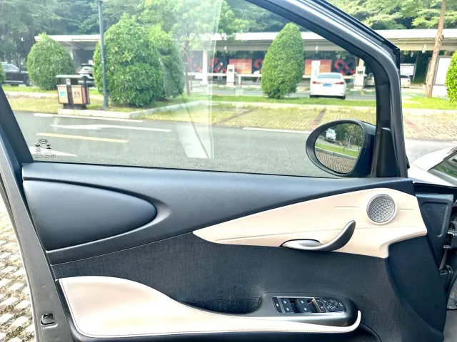 BYD Dolphin — Фото автомобиля 10