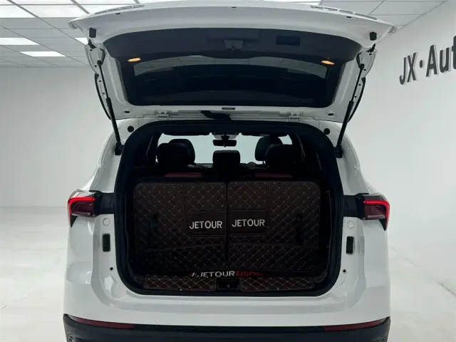 Jetour X70 Plus — Фото автомобиля 16