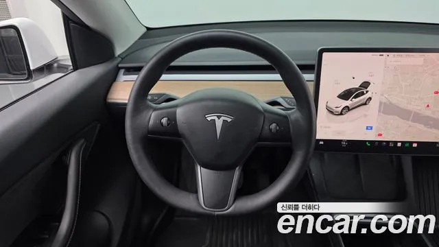 Tesla Model Y — Фото автомобиля 19
