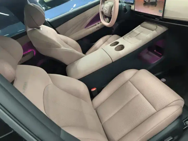 Nissan N7 — Фото автомобиля 8