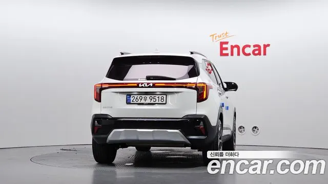 Kia Seltos Бензин 1.6 турбо 2WD — Фото автомобиля 4