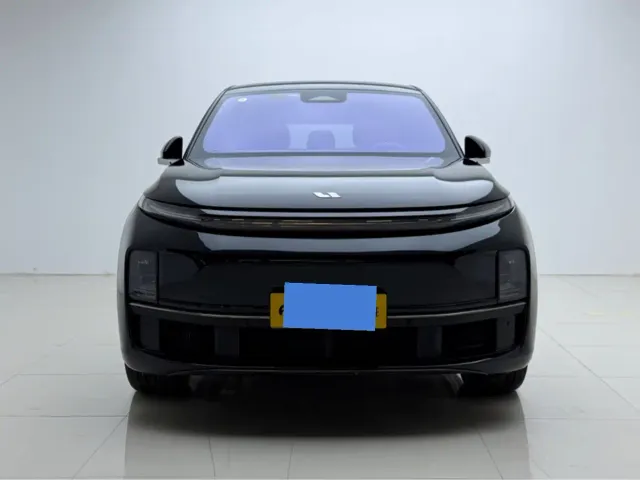 Li Auto L7 — Фото автомобиля 3