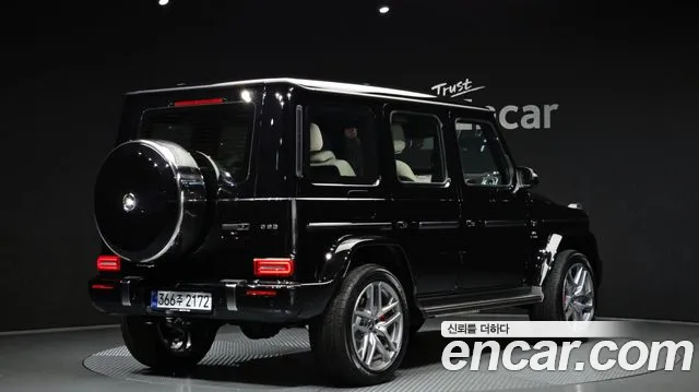 Mercedes-Benz G-Class — Фото автомобиля 2