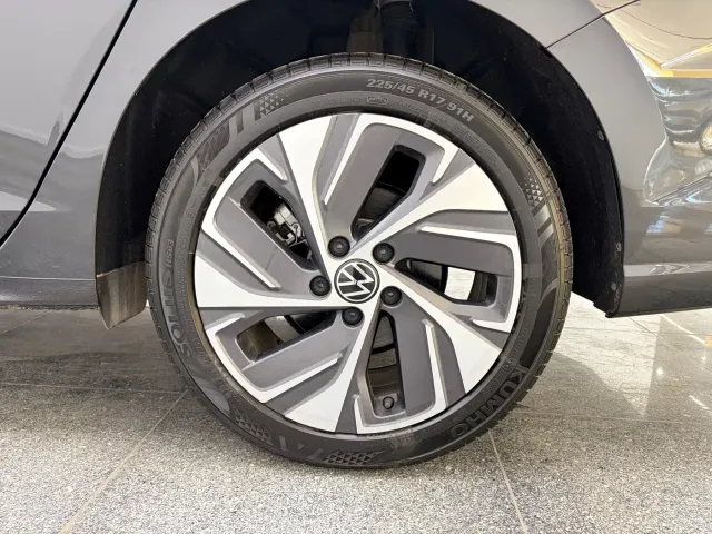Volkswagen Bora — Фото автомобиля 11