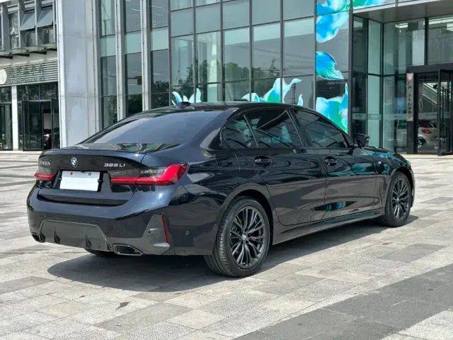 BMW 3 Series — Фото автомобиля 7