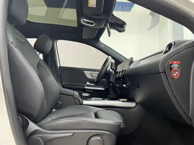 Mercedes-Benz GLA-Class — Фото автомобиля 15